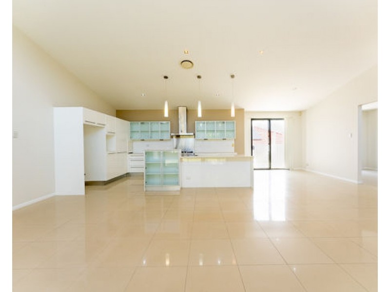 24 McRae Circuit, Pacific Pines QLD 4211