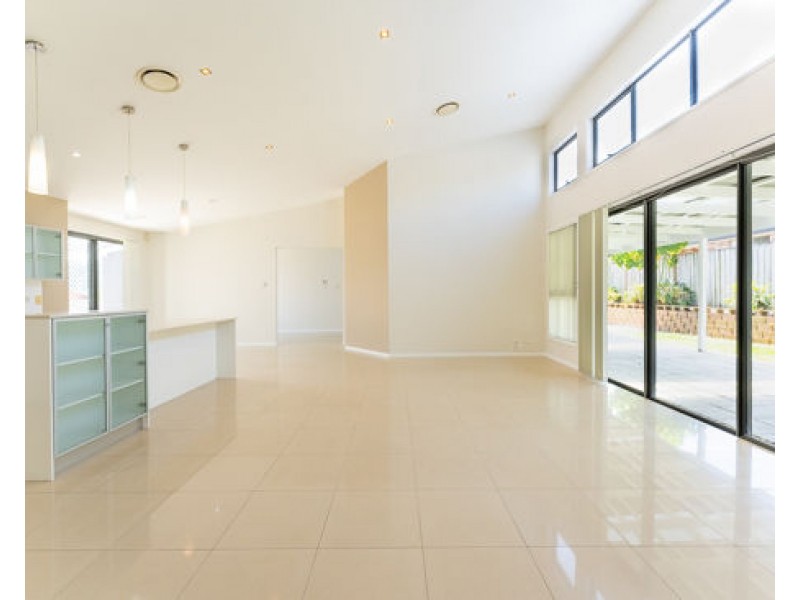 24 McRae Circuit, Pacific Pines QLD 4211