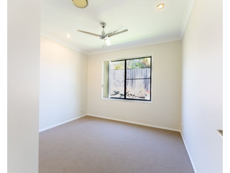 24 McRae Circuit, Pacific Pines QLD 4211