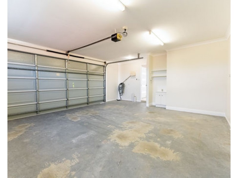 24 McRae Circuit, Pacific Pines QLD 4211