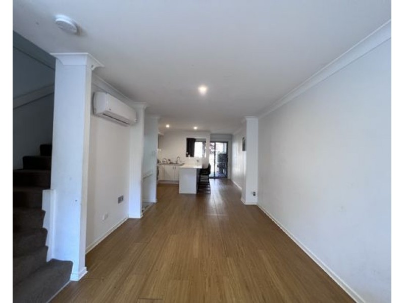 69/30 Taylor Place, Mackenzie QLD 4156
