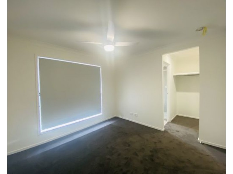 88 SHELDUCK PLACE, Calamvale QLD 4116