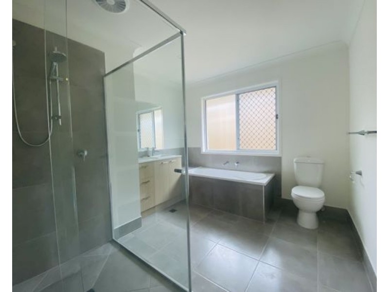 88 SHELDUCK PLACE, Calamvale QLD 4116