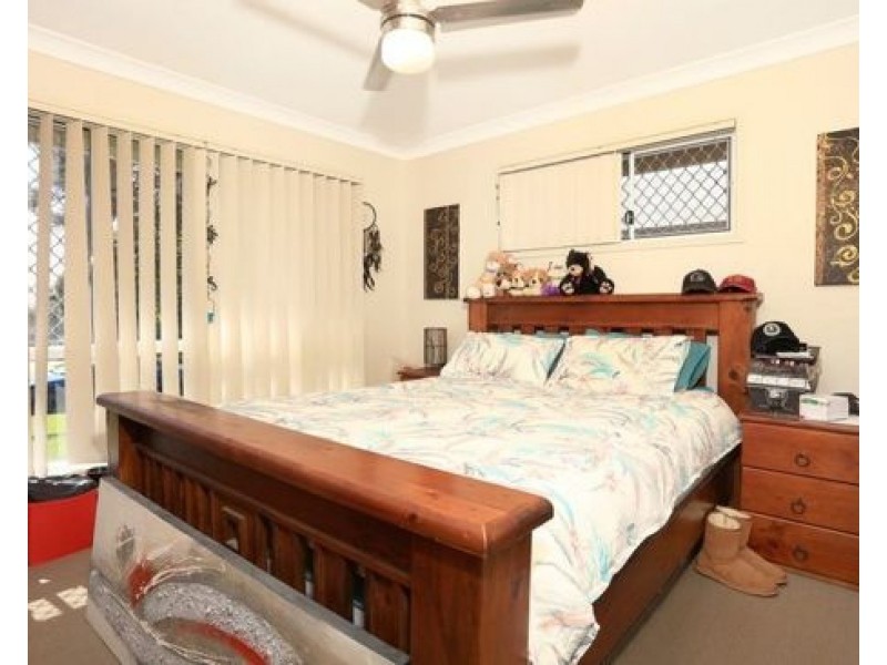 10 SILKYOAK STREET, Runcorn QLD 4113