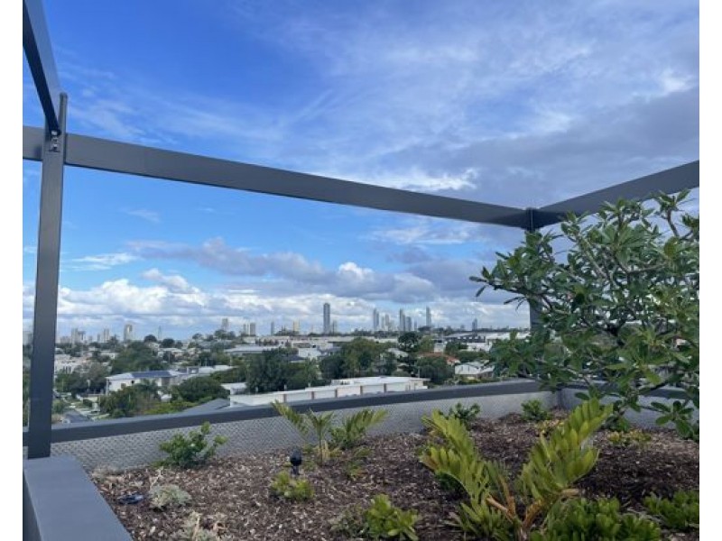 504/135 Eugaree Street, Southport QLD 4215