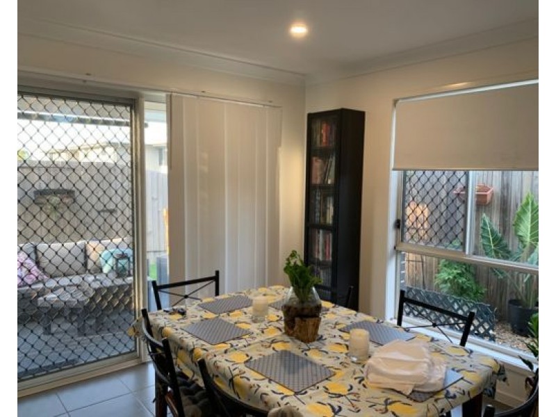 10 43 Brentford Road ( 41 James Edward street), Richlands QLD 4077