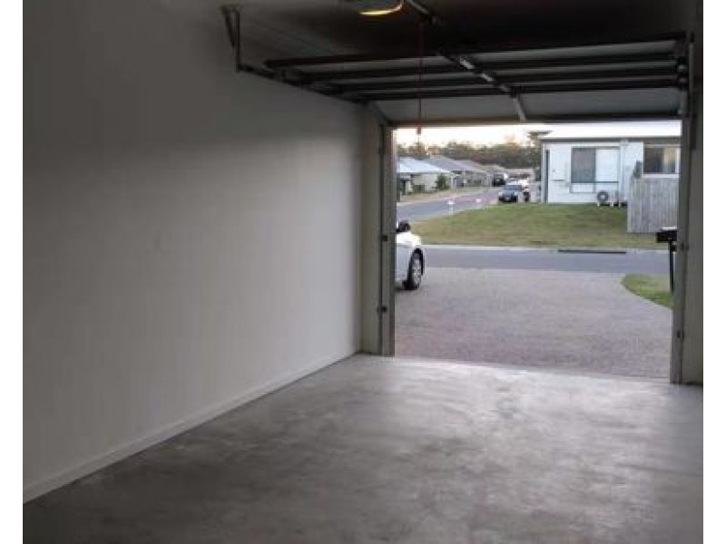 2/1 Koona Place, Hillcrest QLD 4118