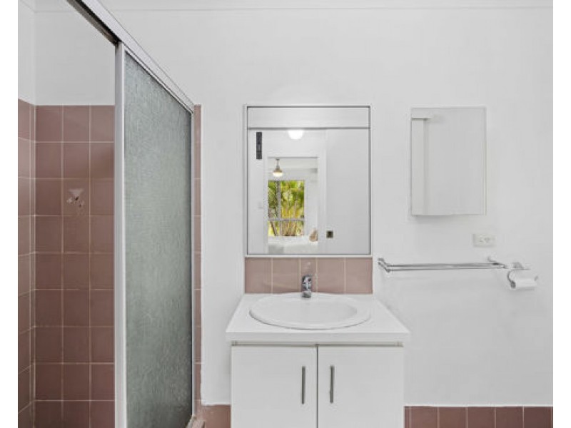 31 Cresthill Avenue, Regents Park QLD 4118