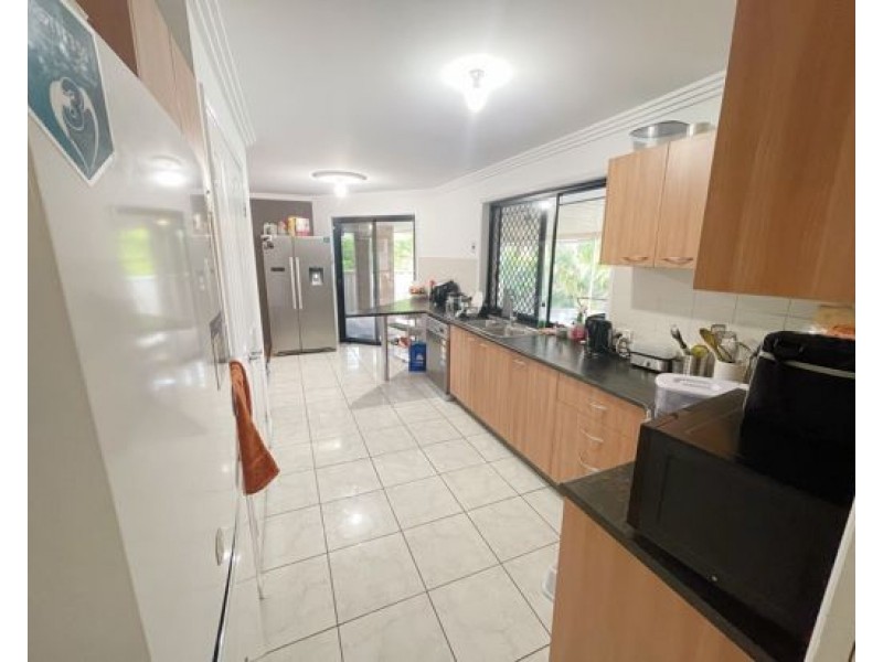 10 stratus place, Calamvale QLD 4116