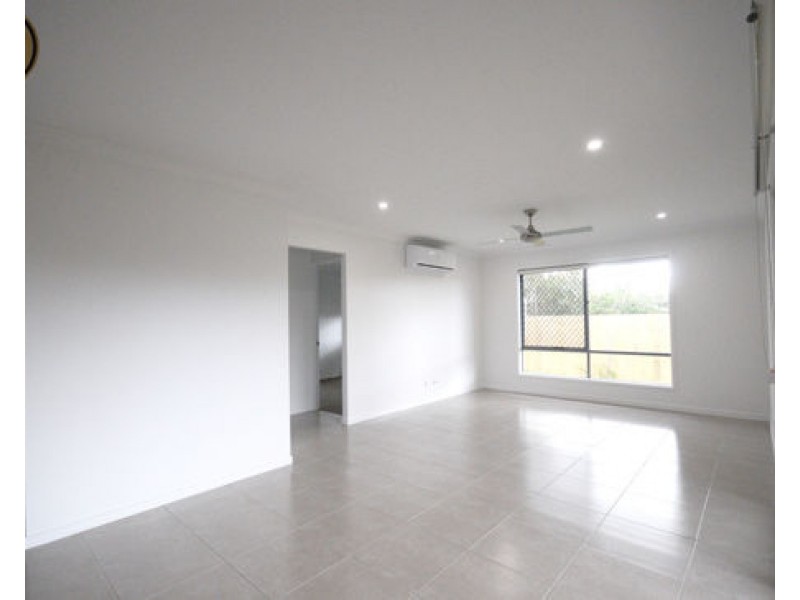 24 Avington St, Doolandella QLD 4077