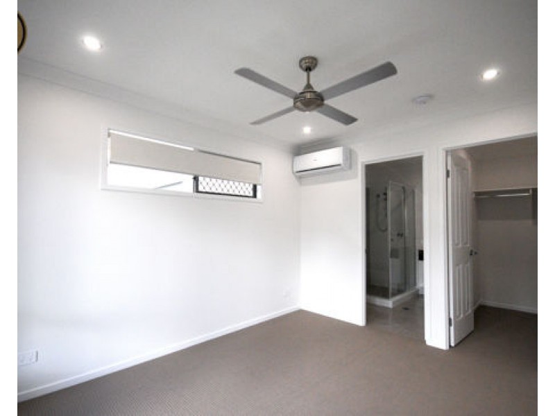 24 Avington St, Doolandella QLD 4077