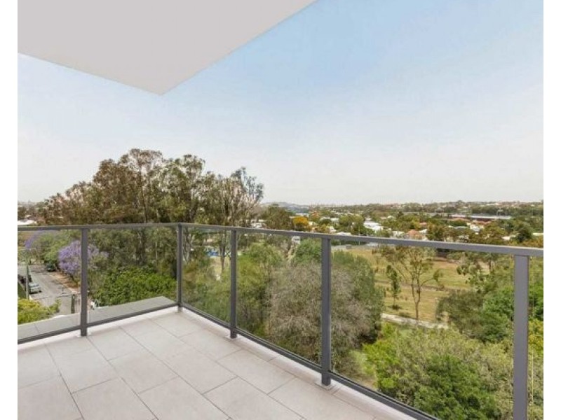 501/48 Lincoln Street, Greenslopes QLD 4120