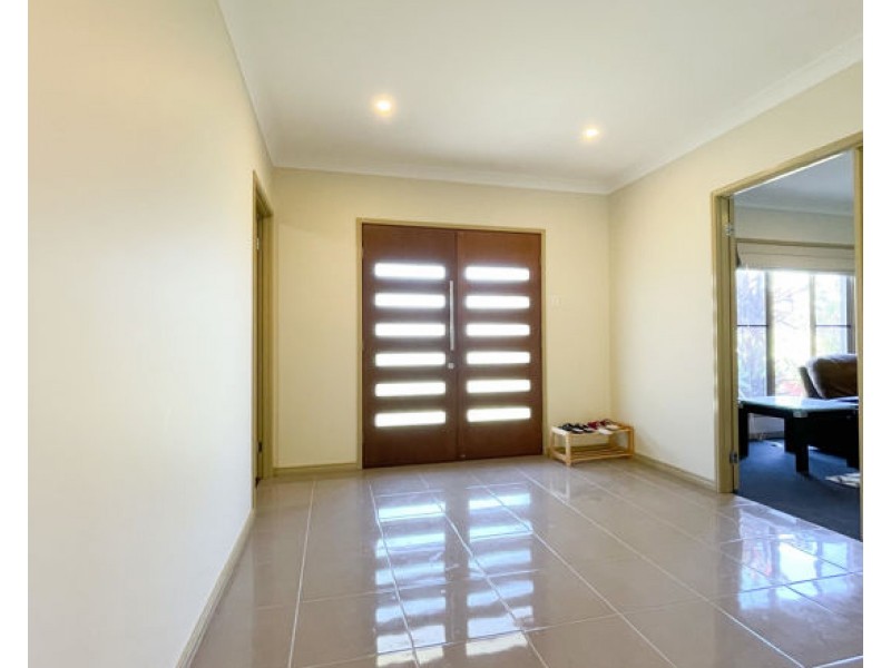 22 SEVERN STREET, Coomera QLD 4209