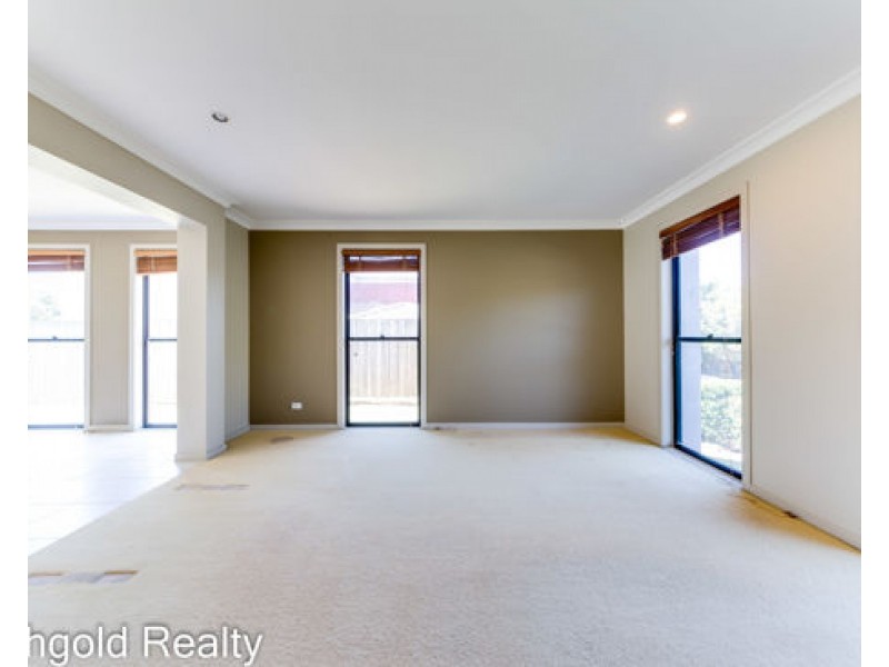 123 Didbrook ST, Robertson QLD 4109