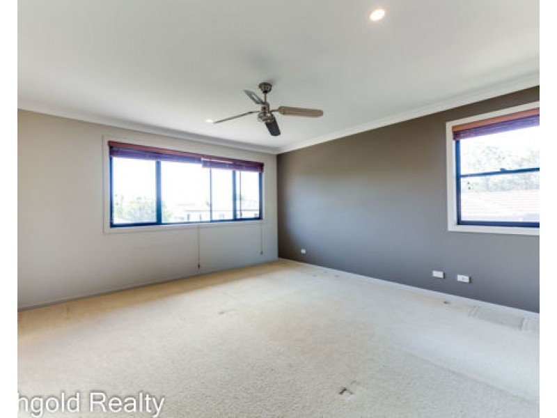 123 Didbrook ST, Robertson QLD 4109