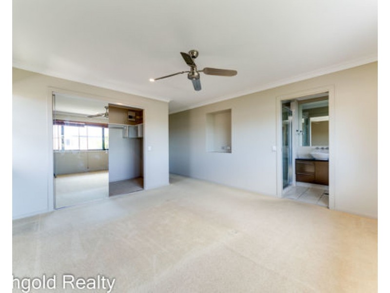 123 Didbrook ST, Robertson QLD 4109