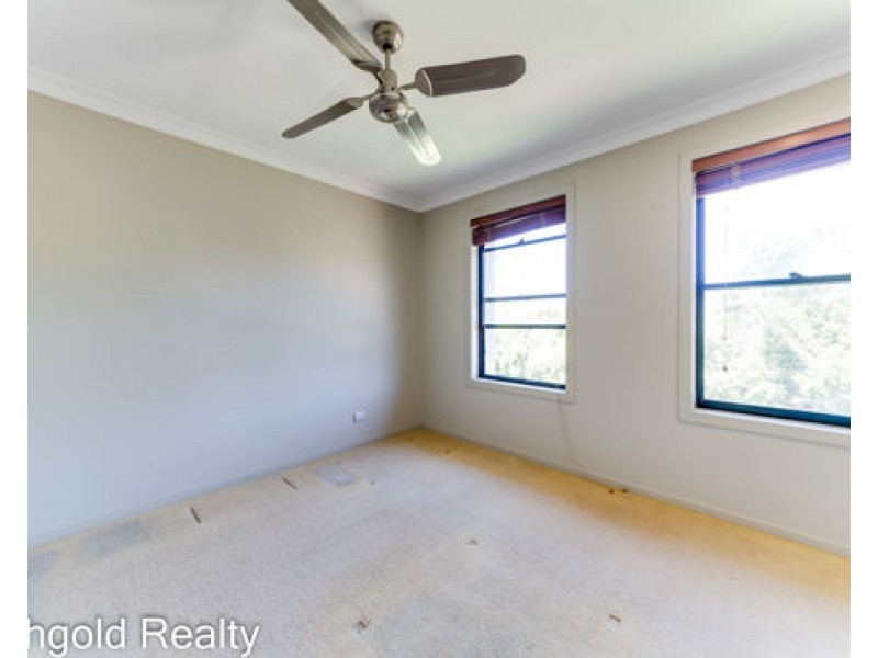 123 Didbrook ST, Robertson QLD 4109