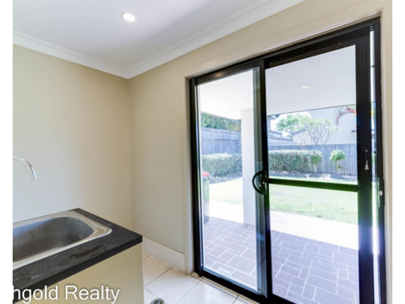 123 Didbrook ST, Robertson QLD 4109