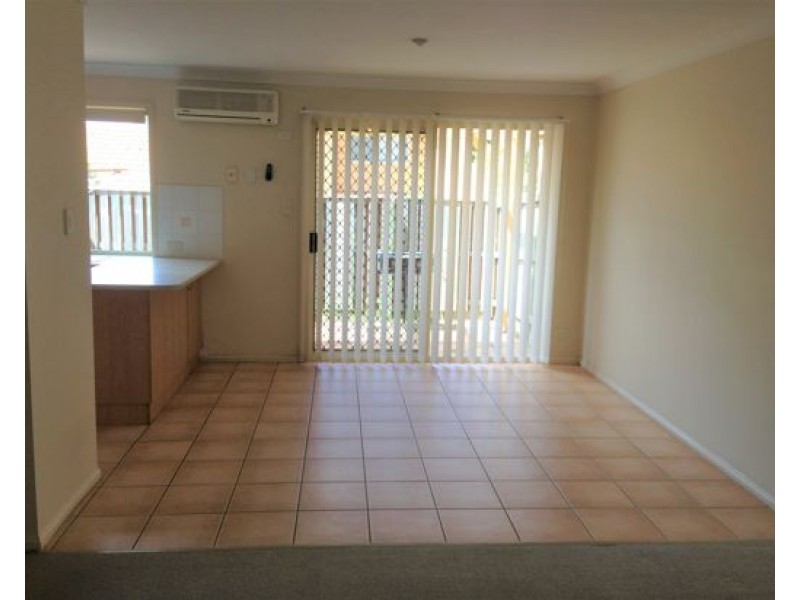 62 COORA ST, Wishart QLD 4122