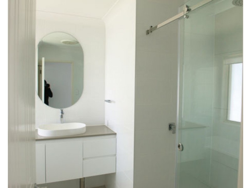4 ICEFIRE LANE, Coomera Waters QLD 4209