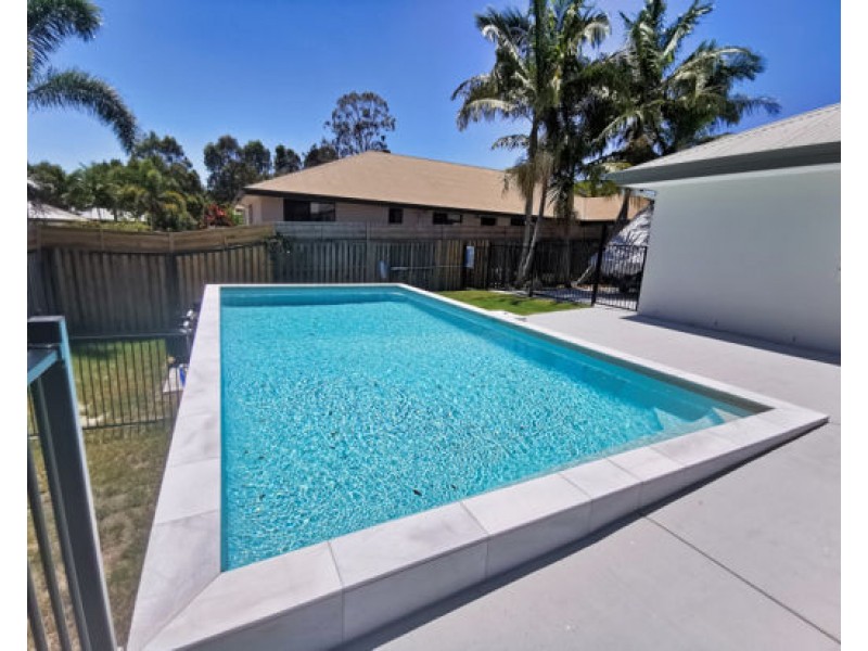 4 ICEFIRE LANE, Coomera Waters QLD 4209