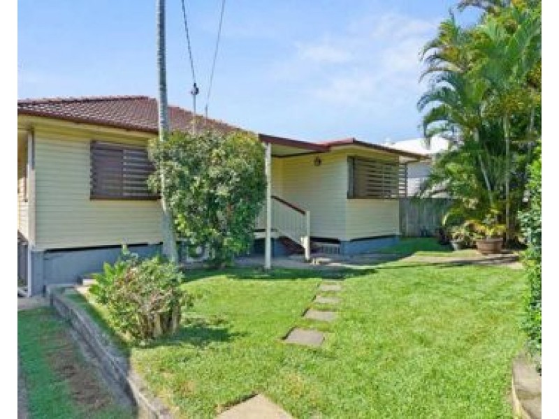 30 Kogarah ST, Tarragindi QLD 4121