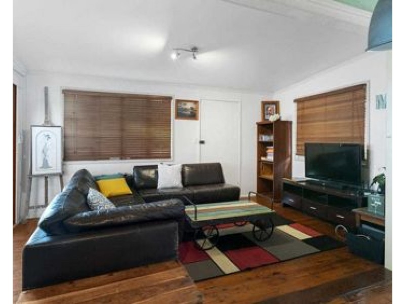 30 Kogarah ST, Tarragindi QLD 4121