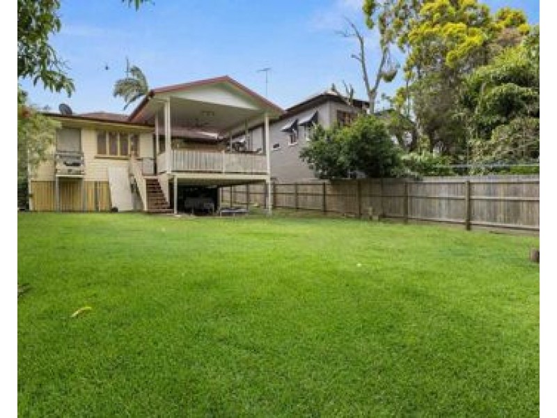 30 Kogarah ST, Tarragindi QLD 4121