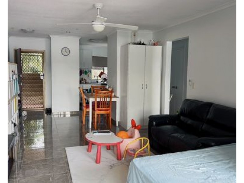 13 22 Barbet PL, Burleigh Waters QLD 4220