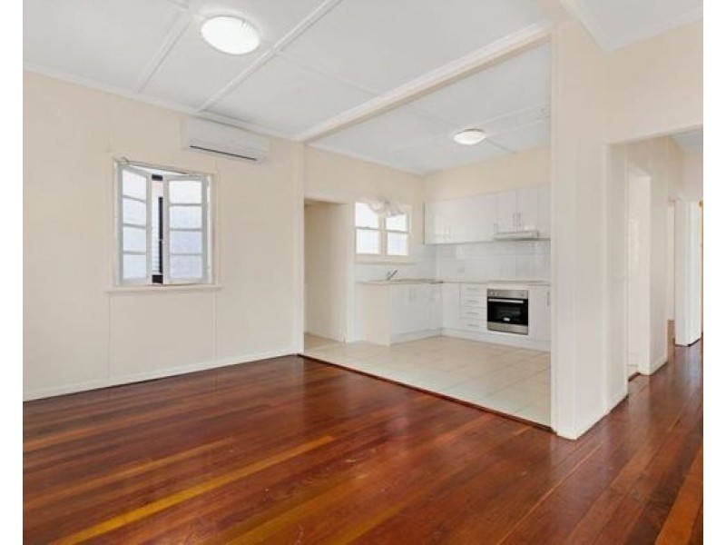 7 EQUINOX SREET, Taringa QLD 4068