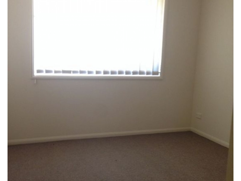 62 COORA ST, Wishart QLD 4122