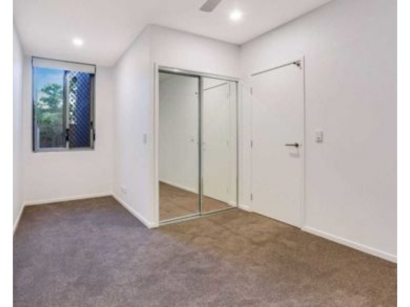11 Rolleston Street, Keperra QLD 4054