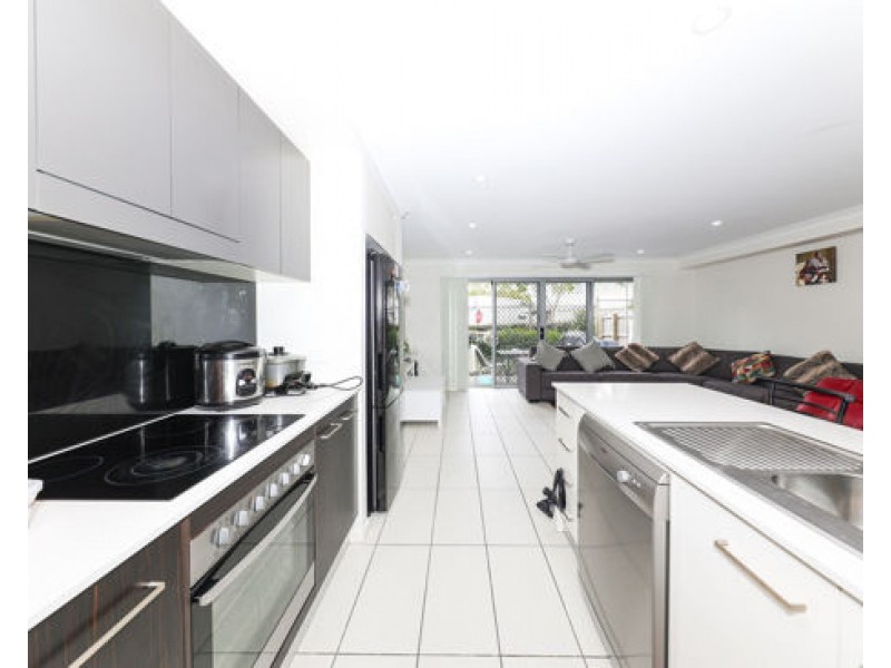 34 32 Warrill Street Redbank Plains, Redbank Plains QLD 4301