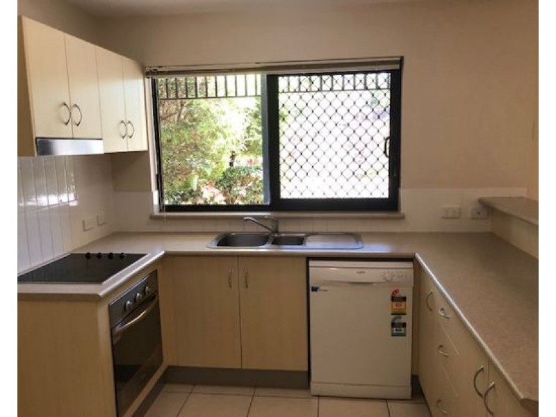 Unit 92 2-16 FAIRWEATHER RD, Redlynch QLD 4870