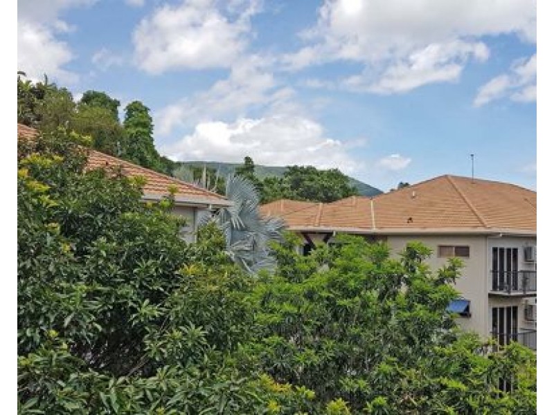 Block 4 top 40 Clifton Road, Clifton Beach QLD 4879