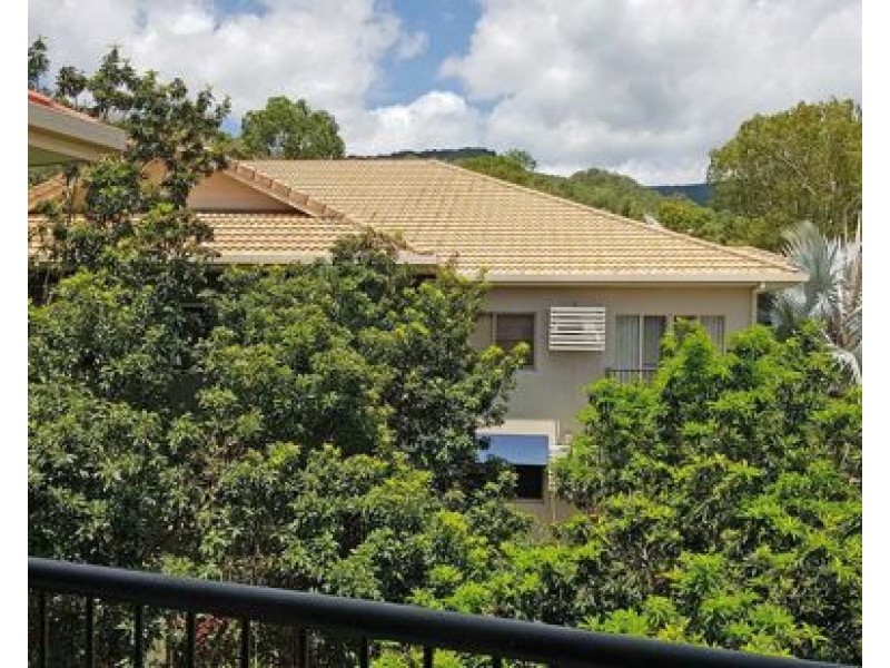 Block 4 top 40 Clifton Road, Clifton Beach QLD 4879