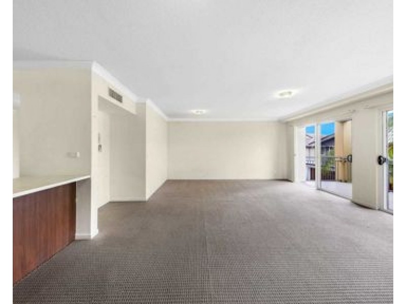 506/33 Clark St, Biggera Waters QLD 4216