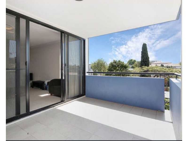 2180 Logan Road, Upper Mount Gravatt QLD 4122