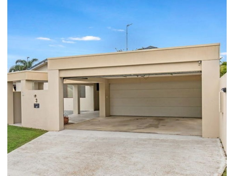 3 Reef Court, Mermaid Waters QLD 4218