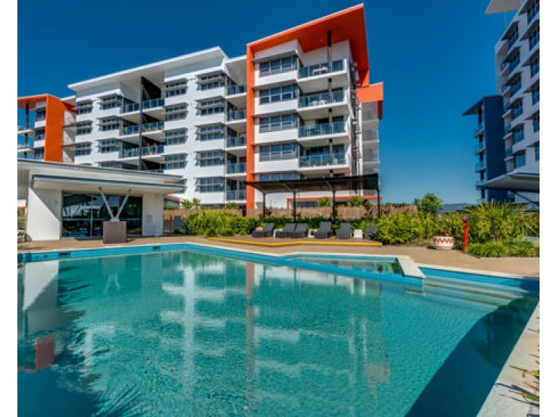 T1U1/42 Laver Drive, Robina QLD 4226