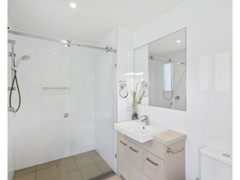 212/23 Robinson Place, Kelvin Grove QLD 4059