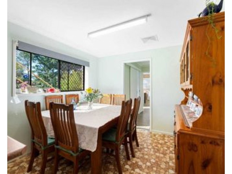 11 Shayne Ave, Deception Bay QLD 4508