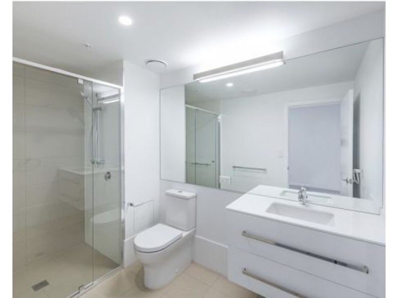 20702/300 Old Cleveland Road, Coorparoo QLD 4151