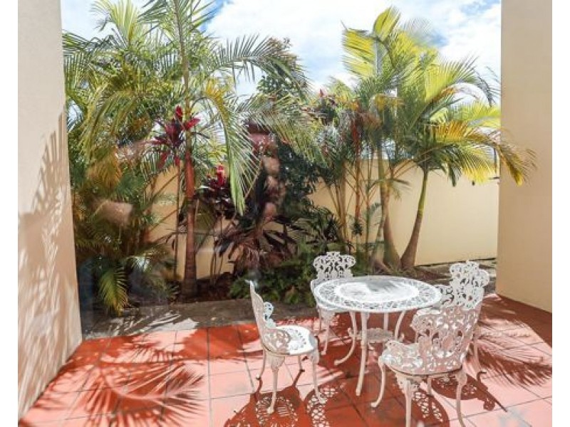 1873 Sawgrass Place, Hope Island QLD 4212