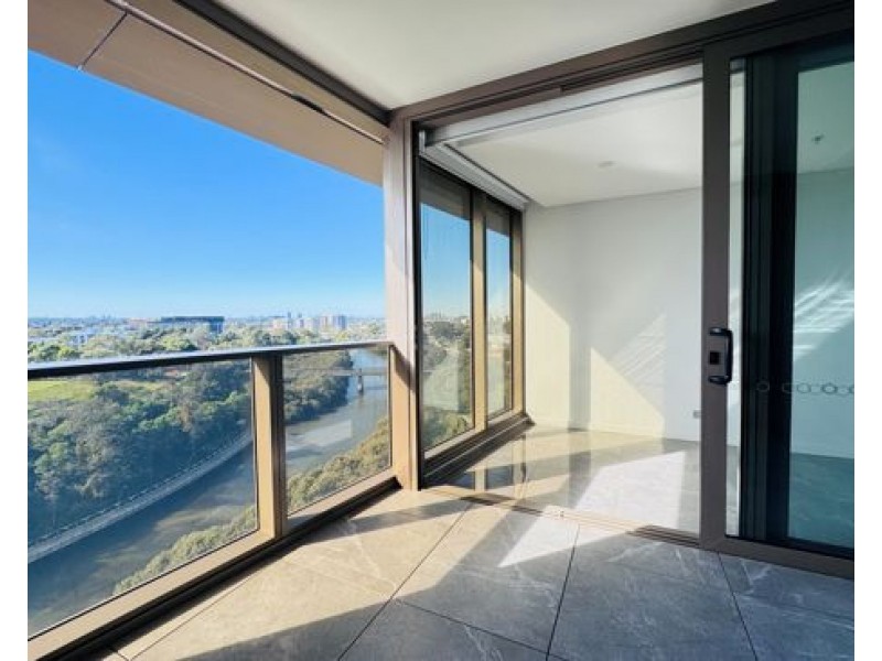 1038/180 George Street, Parramatta NSW 2150