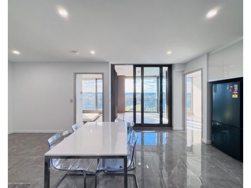 1038/180 George Street, Parramatta NSW 2150