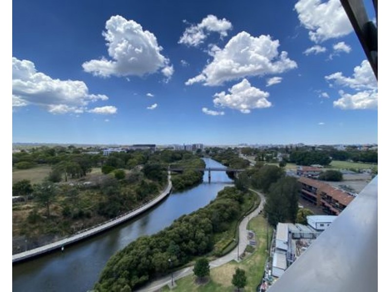 1038/180 George Street, Parramatta NSW 2150