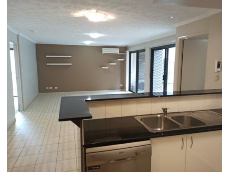 Unit7/4-8 omeo st, Macgregor QLD 4109