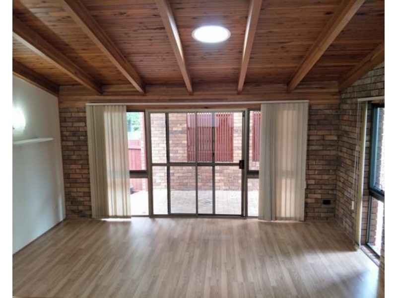 8 Durbar St, Sunnybank Hills QLD 4109