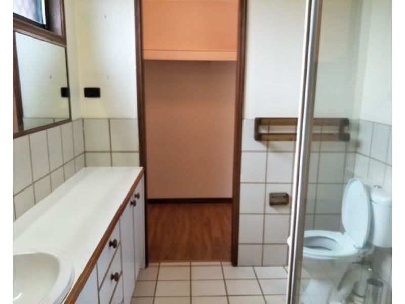 8 Durbar St, Sunnybank Hills QLD 4109